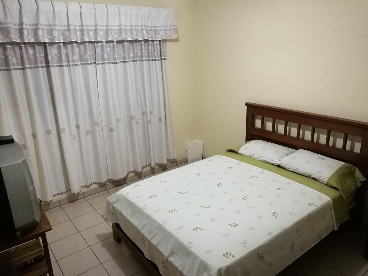 Mainumbi House Apartman Santa Cruz de La Sierra Kültér fotó